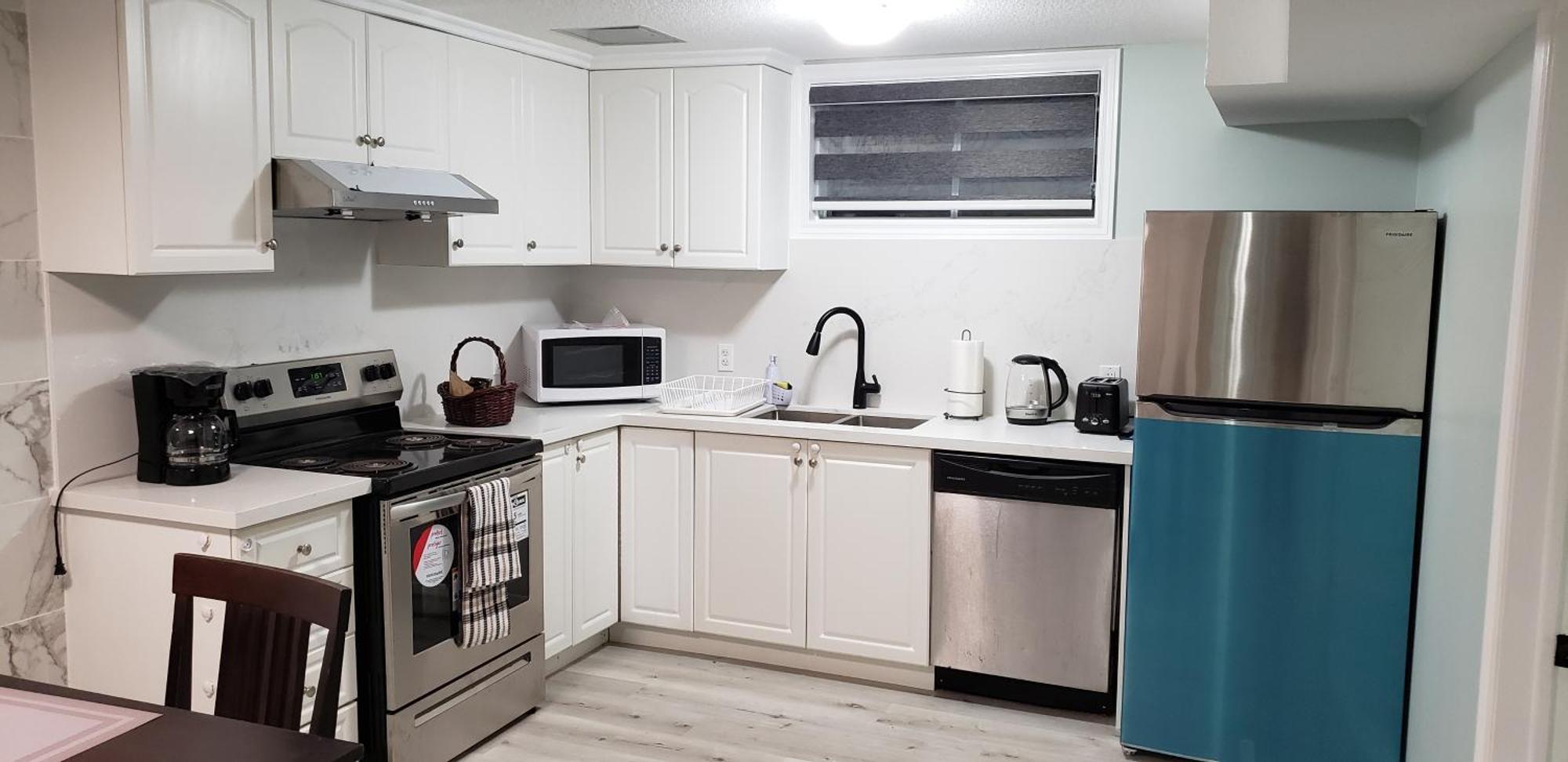 2 Bedroom Luxury Apartment Гуэлф Экстерьер фото